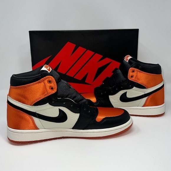 Women's Air Jordan 1 Retro‎ High OG Satin Shattered Backboard 2018 - Size 8.5 - Picture 2 of 12